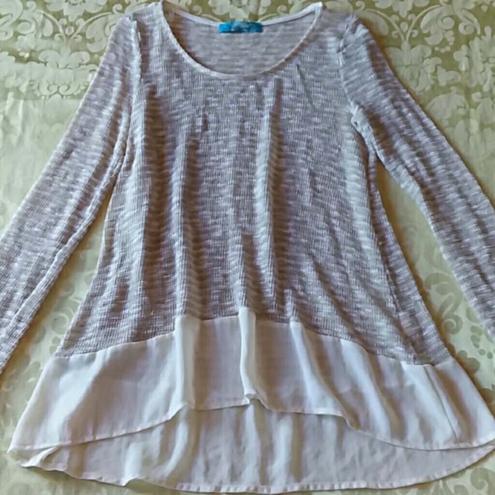 Knitted blouse - Picture 2 of 5